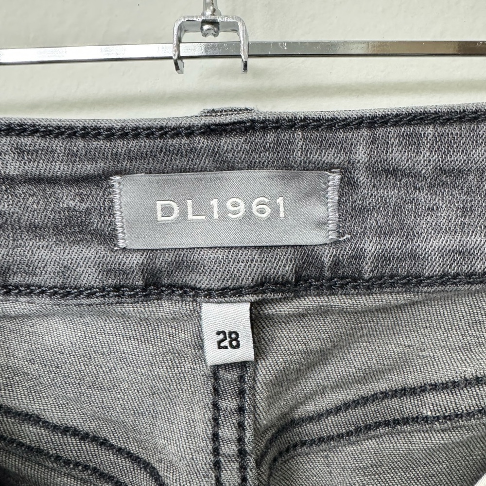 DL1961 Jeans - Picture 3 of 3